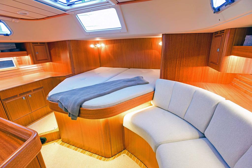 161221030836-HR44aftcabin1421RTomlinson