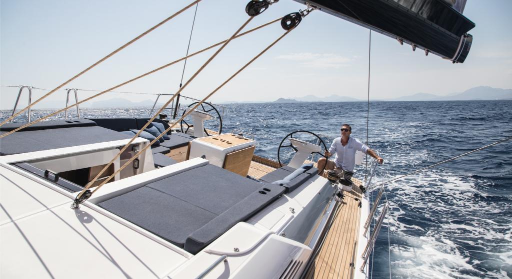 Beneteau Oceanis 51.1 Sailing 