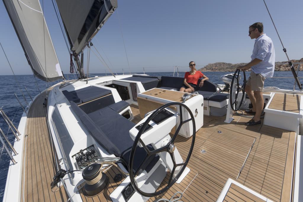 Beneteau Oceanis 51.1 Sailing