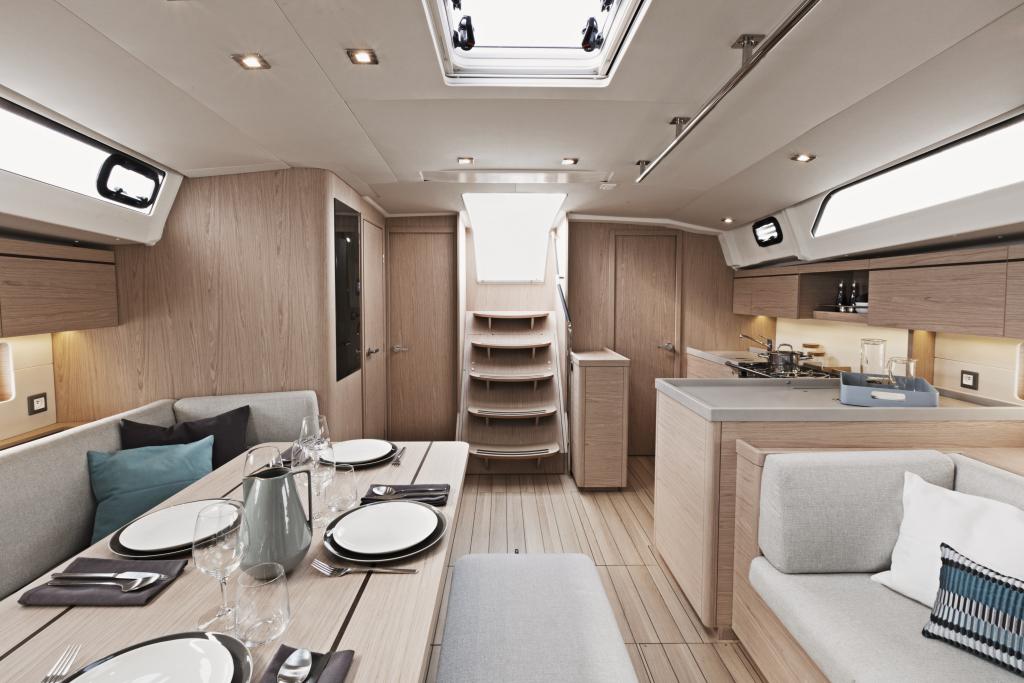Beneteau Oceanis 46.1 Interior