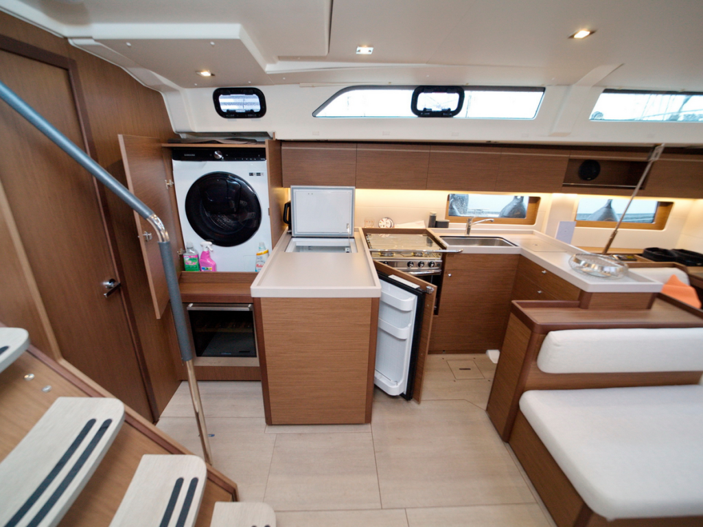 Beneteau Oceanis 51.1