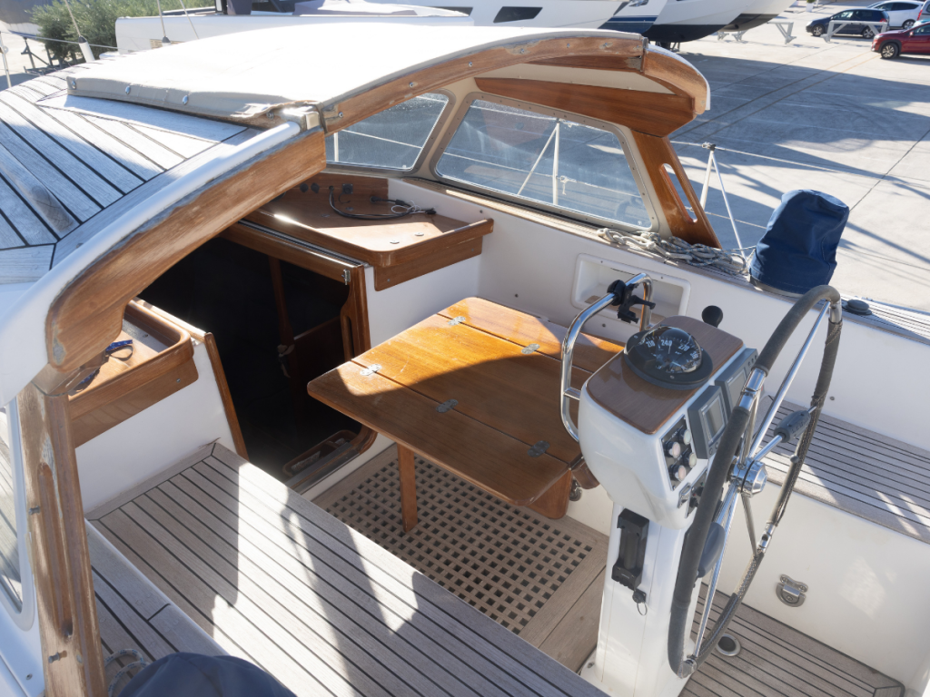 Hallberg-Rassy 42F